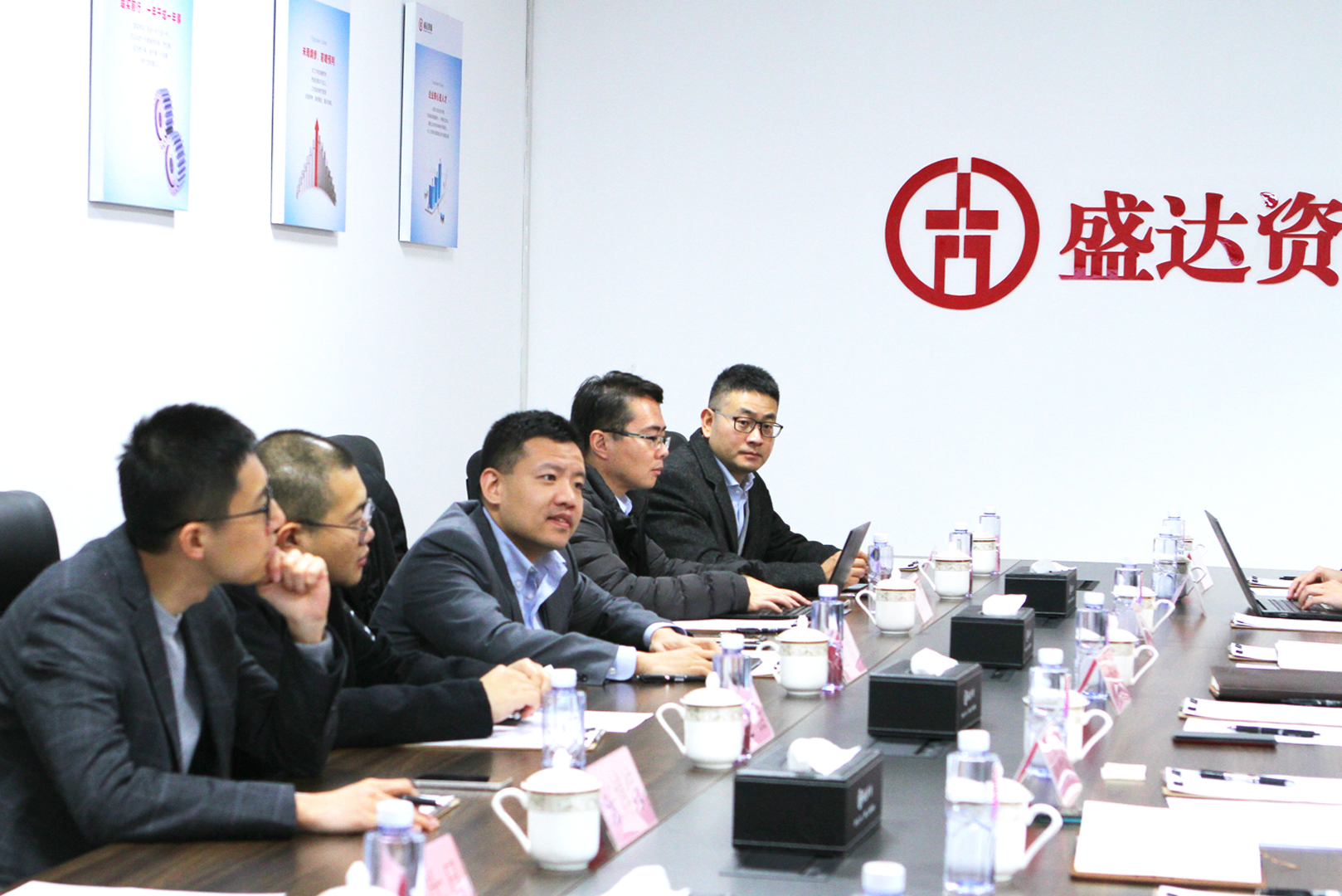海通证券有色首席分析师施毅携多家机构齐调研，乐鱼在线官网平台
受关注
